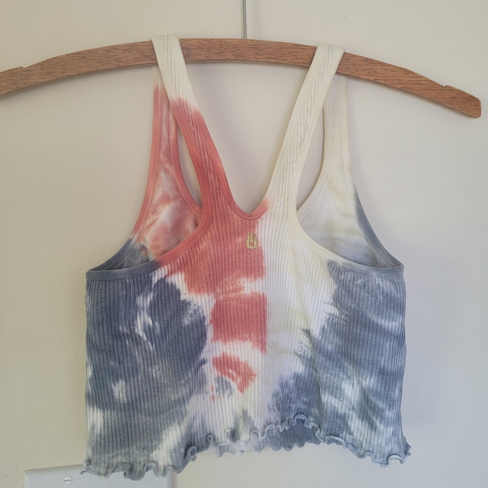 Spiritual Gangster Amor Crop Tank - Picture 3 of 7